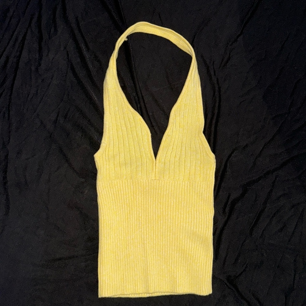 New GUESS Yellow Halter Knit Stretch Ribbed Sweater Crop Tank L